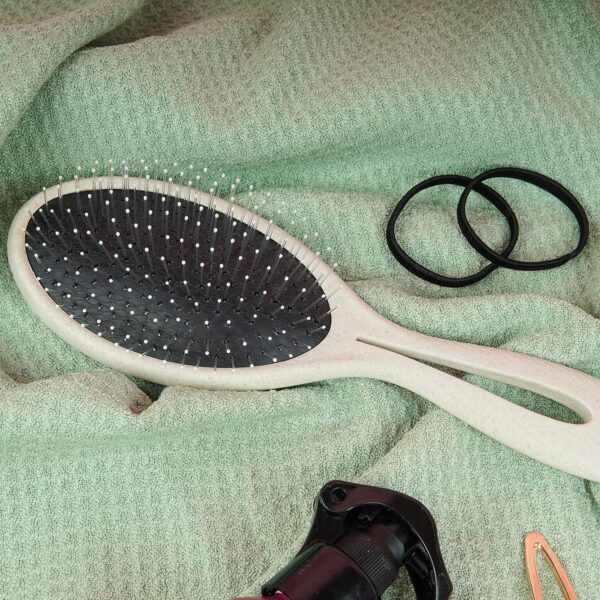 Biodegradable Detangling Brush - Image 6