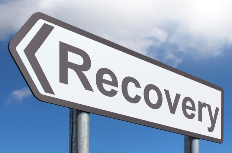 Who cares about recovery? People like Hiba do — resilient, determined, and full of hope.